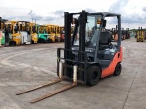 Forklift Toyota 8FG15