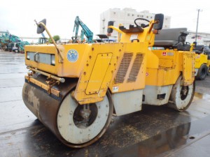 Каток дорожный SAKAI SW500
